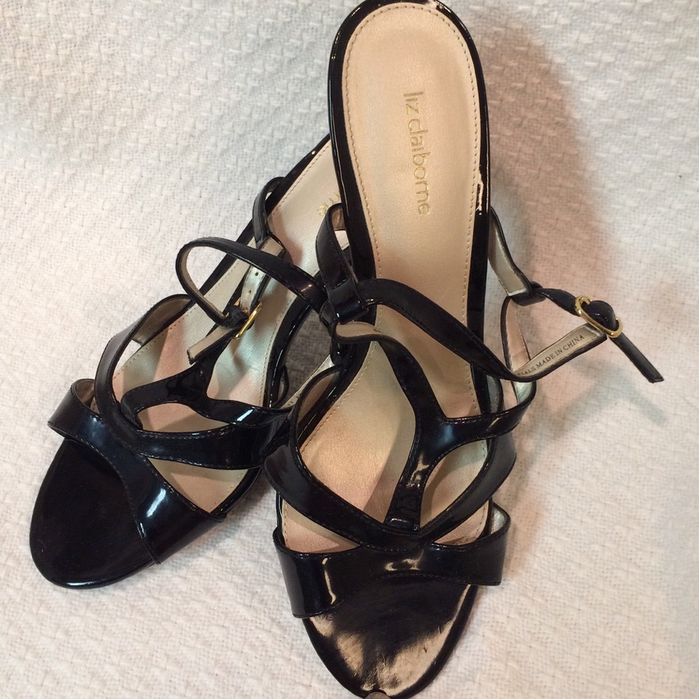 NWOT Liz Claiborne Strappy Heels